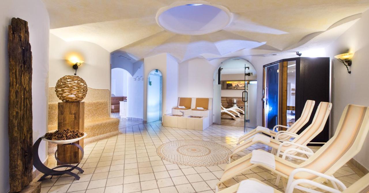 Hotel Alpenroyal Castelrotto Kültér fotó