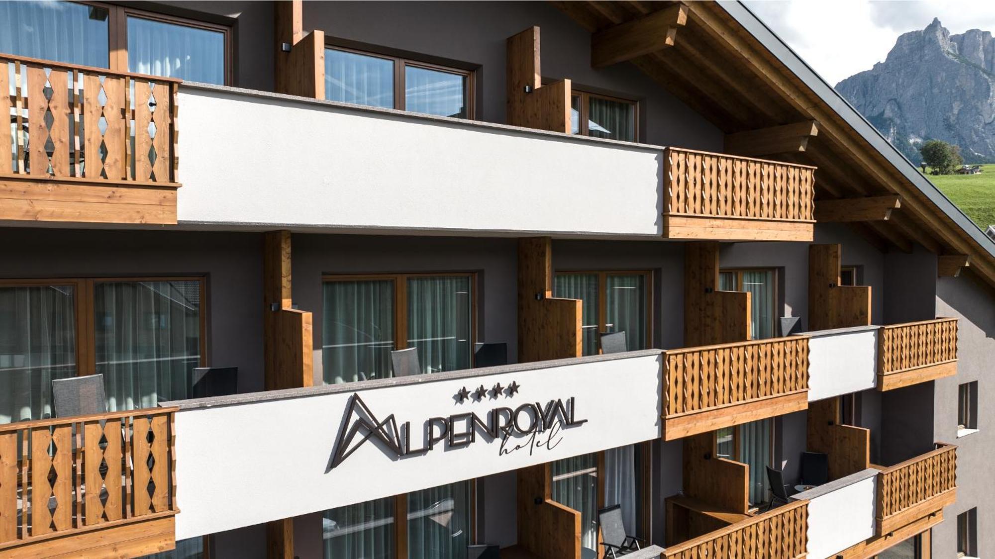 Hotel Alpenroyal Castelrotto Kültér fotó