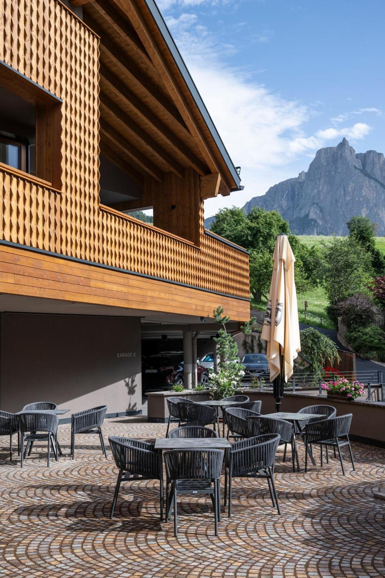 Hotel Alpenroyal Castelrotto Kültér fotó