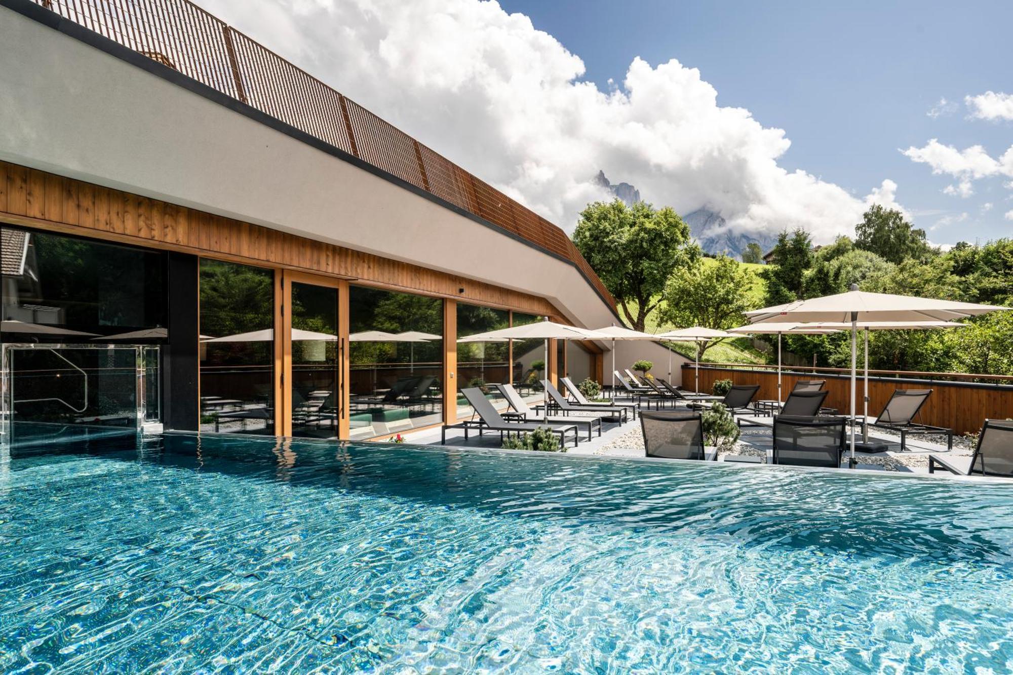 Hotel Alpenroyal Castelrotto Kültér fotó